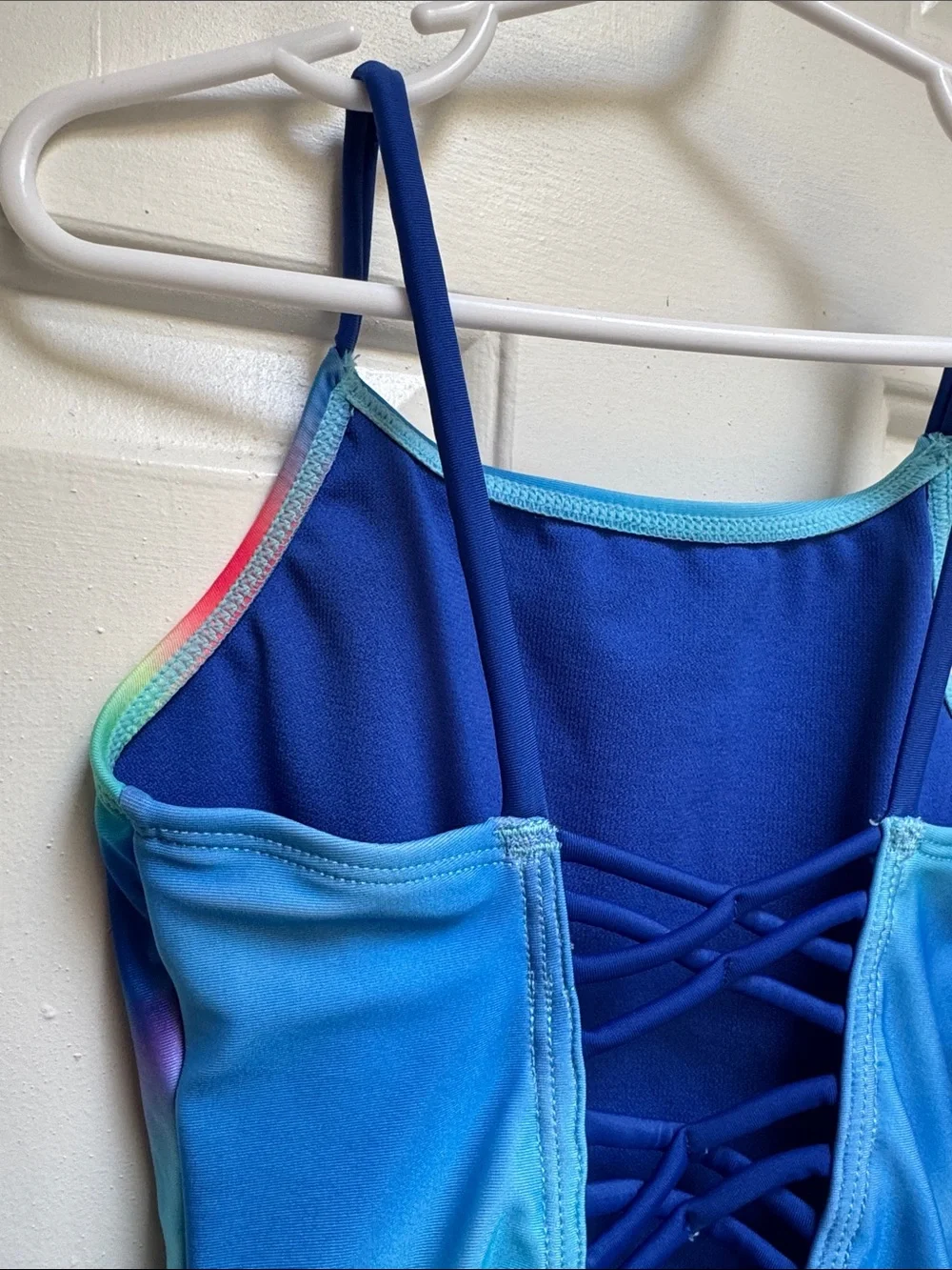 Breaking Waves Girls 6 Rainbow & Blue 1 Piece Swimsuit Bodysuit Red Green Purple
